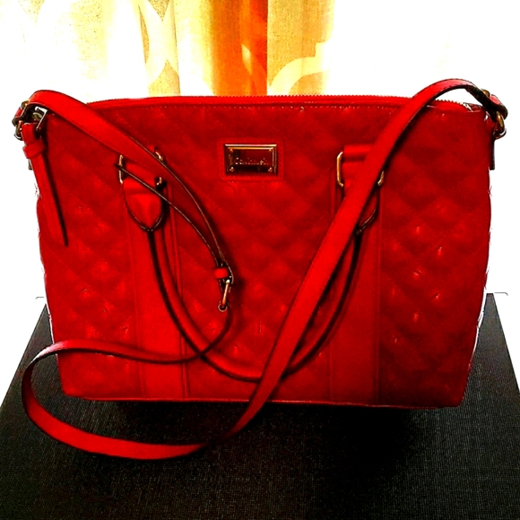 CALVIN KLEIN RED PATENT LEATHER CROSSBODY BAG